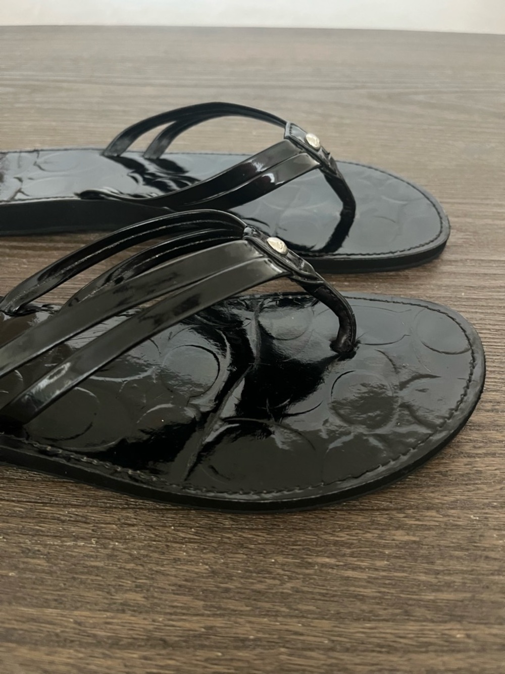 Black Patent Double-Strap Flip Flop Sandals - Women - Picture 3 of 5